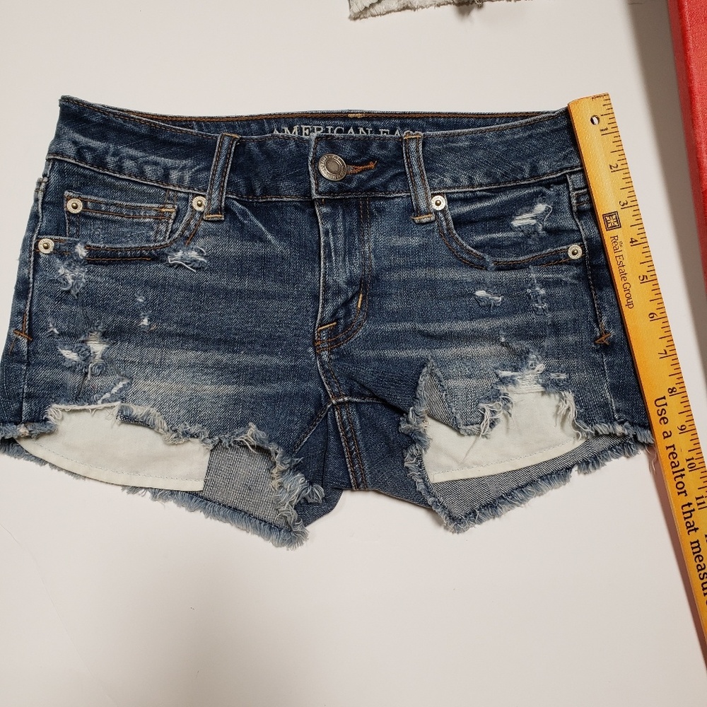 American Eagle SHORTIE distressed cutoff shorts